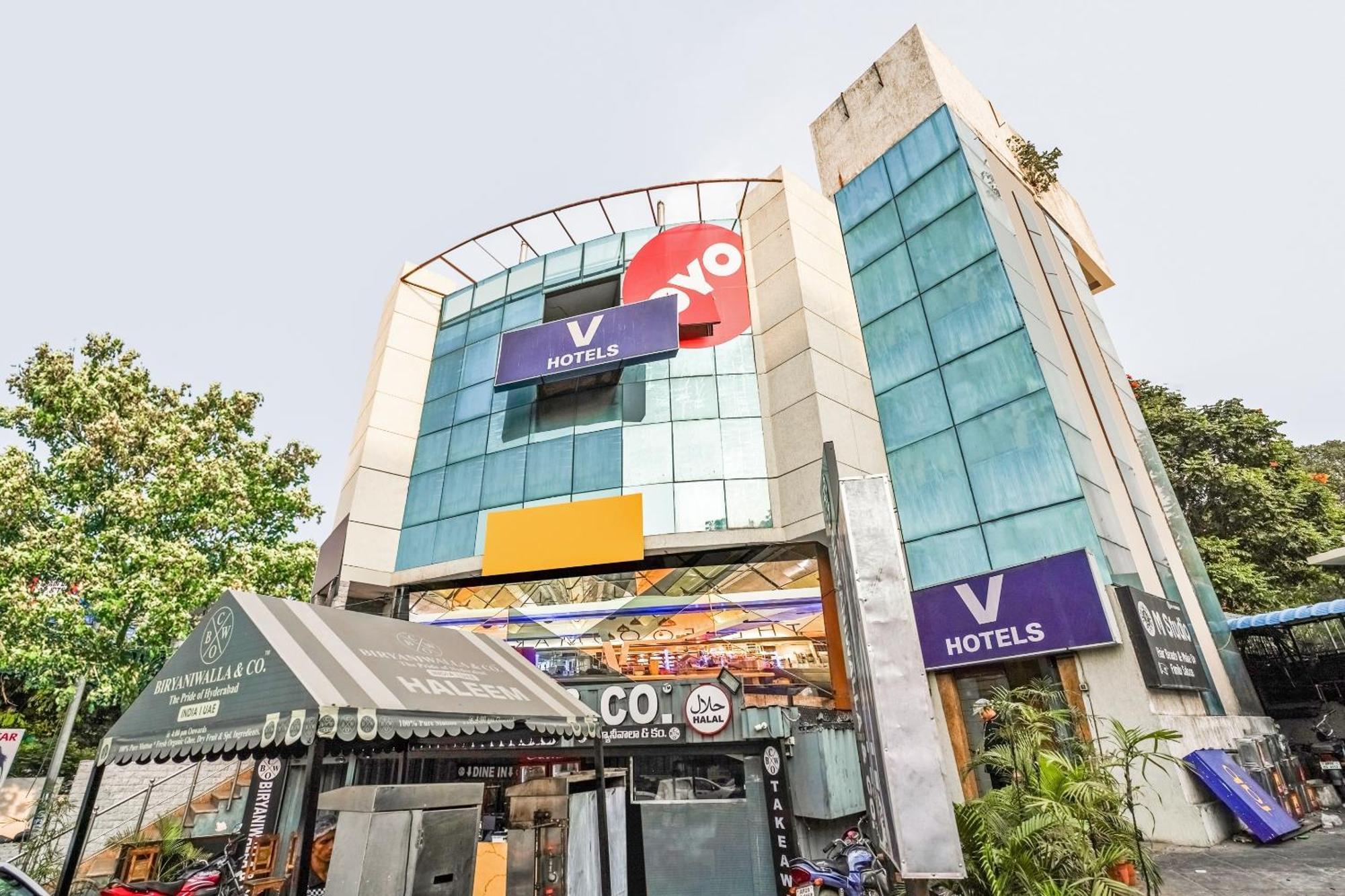 Hanvi Inn Hyderabad Exterior photo
